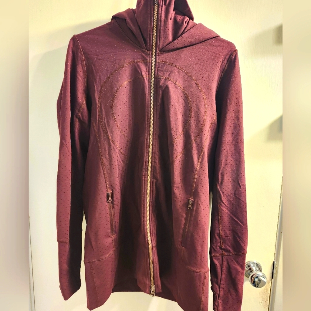 Lululemon sweater